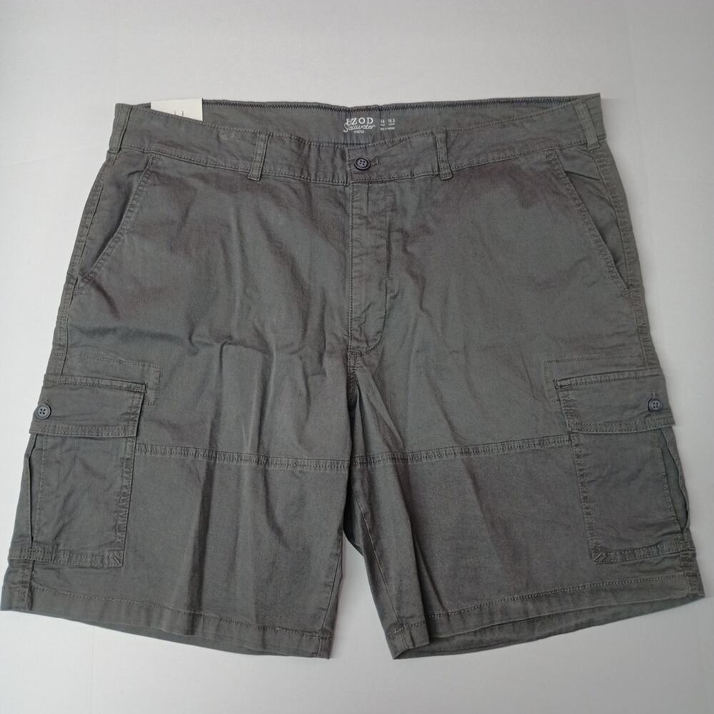 Men's IZOD Cargo Shorts Size‎ 44 Gray Classic Fit 10.5 Ins